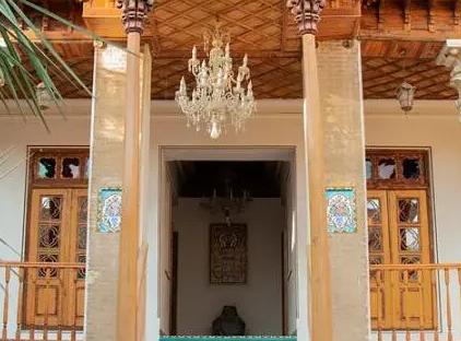تور شیراز هتل سنتی آلان تورنگار