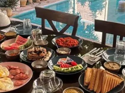 تور شیراز هتل سنتی روزبهان تورنگار