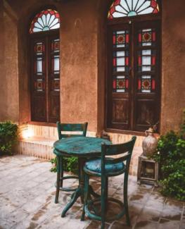 تور یزد اقامتگاه سنتی عمارت هشت