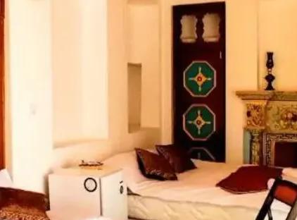 تور شیراز هتل سنتی سران تورنگار