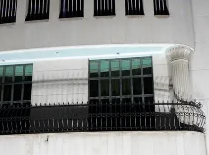 تور اصفهان هتل نگین جی تورنگار
