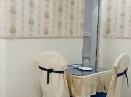 تور اصفهان هتل آوا تورنگار