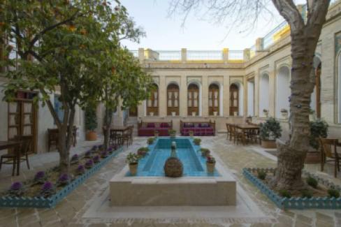 تور شیراز هتل سنتی ورتاج