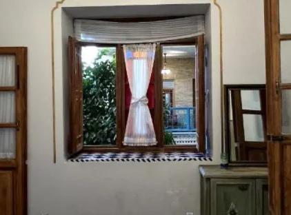 تور شیراز هتل سنتی عمارت جمشیدیه تورنگار
