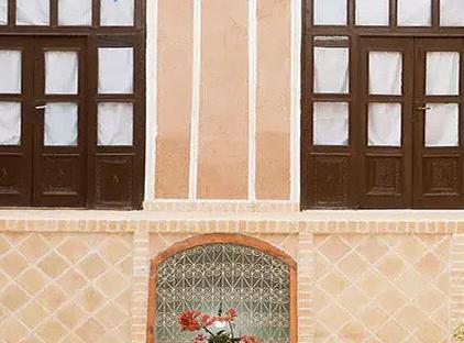 تور یزد اقامتگاه بوم گردی شاخه نبات تورنگار