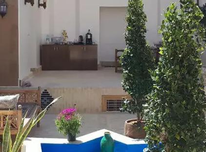 تور یزد اقامتگاه سنتی شمعدونی تورنگار