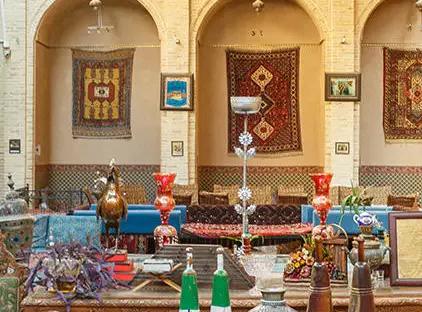 تور یزد اقامتگاه سنتی باغ مرشد تورنگار