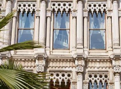 تور هتل کاخ چیراغان کمپینسکی استانبول تورنگار