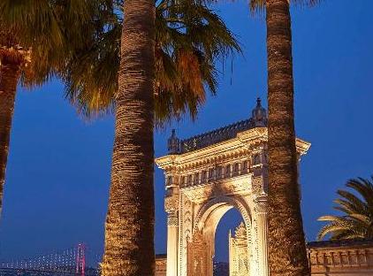 تور هتل کاخ چیراغان کمپینسکی استانبول تورنگار