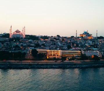 تور هتل کالین استانبول تورنگار
