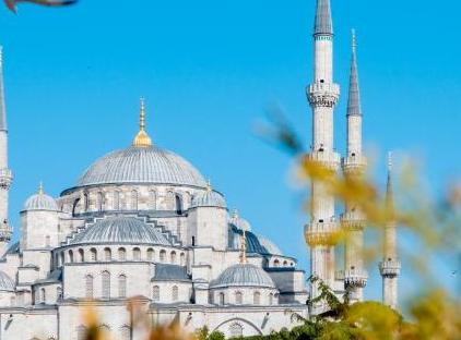 تور هتل فرمن استانبول تورنگار