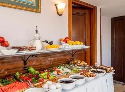 تور هتل عثمان‌هان استانبول تورنگار