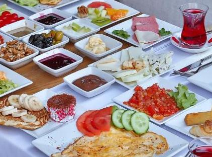 تور هتل سناتوس استانبول تورنگار