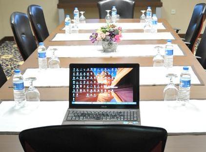 تور هتل‌های ریس مالتپه استانبول تورنگار