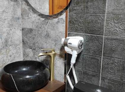 تور هتل استار استانبول تورنگار