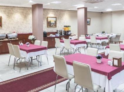 تور هتل گرند آوجیلار استانبول تورنگار