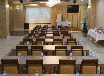 تور هتل میدمار استانبول تورنگار