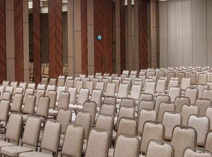 تور هتل هیلتون گاردن این استانبول فرودگاه آتاتورک ترکیه تورنگار