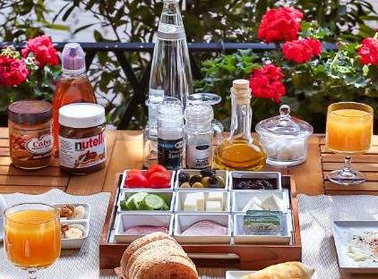 تور هتل حمام‌خانه استانبول تورنگار