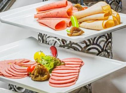 تور هتل آرتس استانبول - دسته بندی ویژه تورنگار