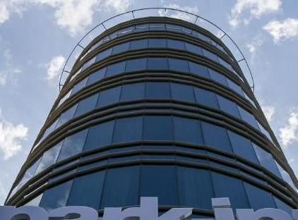 تور هتل پارک این بای رادیسون استانبول فرودگاه آتاتورک تورنگار