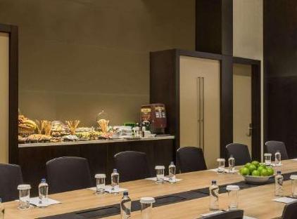 تور هتل ویندهام گراند استانبول اروپا تورنگار