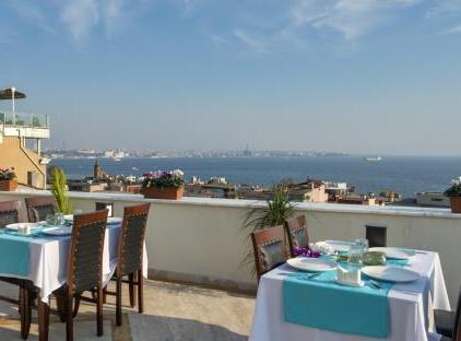تور هتل پراپولیس استانبول تورنگار