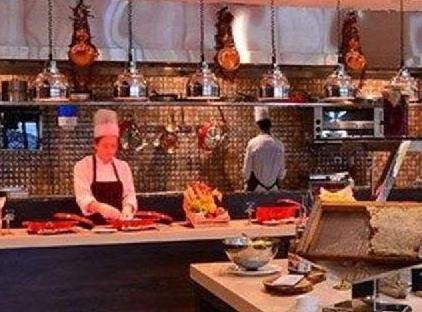 تور هتل کلاریون استانبول محمودبی تورنگار