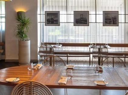 تور هتل رادیسون بلو استانبول اوتاماره تورنگار