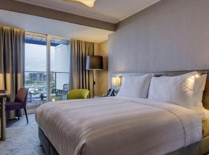 تور هتل رادیسون بلو استانبول اوتاماره تورنگار
