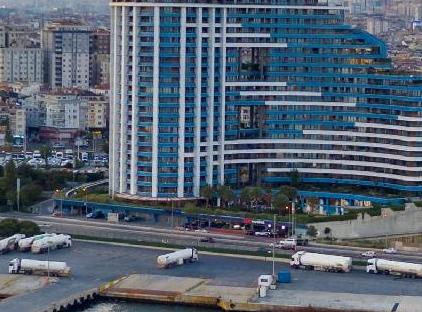 تور هتل رادیسون بلو استانبول اوتاماره تورنگار