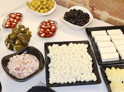تور هتل رویال توپخانه استانبول تورنگار