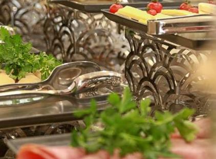 تور هتل و اسپا توزلا گاردن استانبول تورنگار