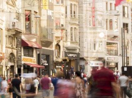 تور هتل استودیوهای مگنوا (خیابان استقلال استانبول تورنگار