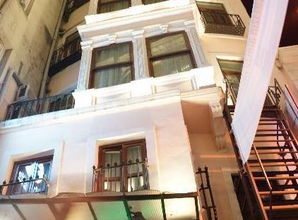 تور هتل مارا استانبول تورنگار