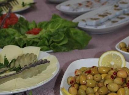تور هتل مونارک استانبول تورنگار