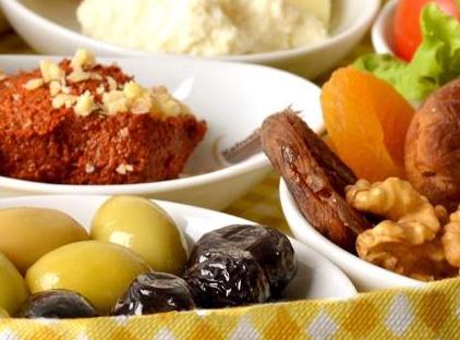 تور سوئیت‌های هتل کرامان سیریکچی استانبول تورنگار