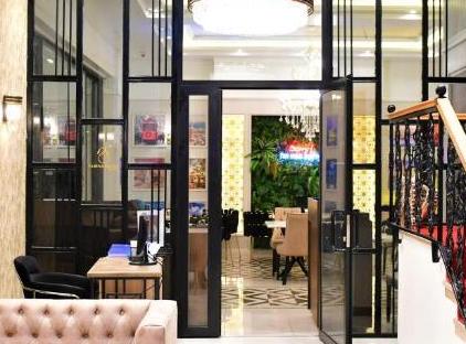 تور هتل فارینا بای سیگنو استانبول تورنگار