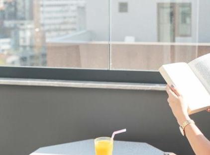 تور هتل و اسپا فور سایدز لیون تکسیم استانبول تورنگار