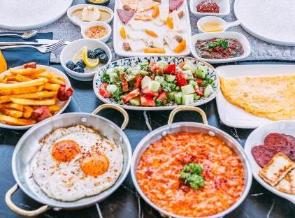 تور هتل بوتیک RW استانبول تورنگار