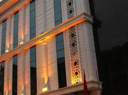 تور هتل ورلد پوینت بزیول استانبول تورنگار