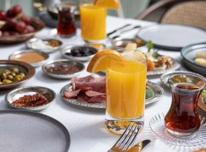 تور هتل حان 1772 استانبول تورنگار