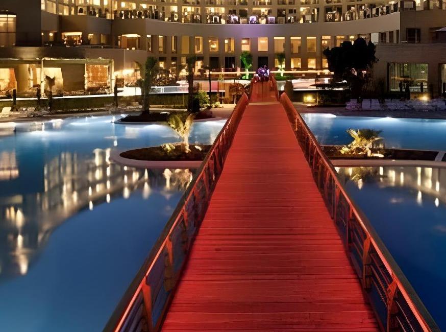 Kaya Palazzo Golf Resort تورنگار