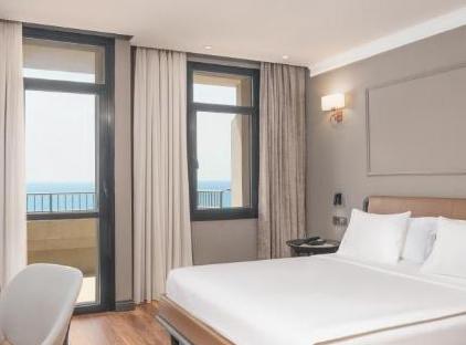 هتل آدورا گلف ریزورت تورنگار