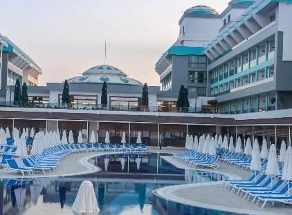 هتل سنسیتیو پریمیوم ریزورت اند اسپا تورنگار