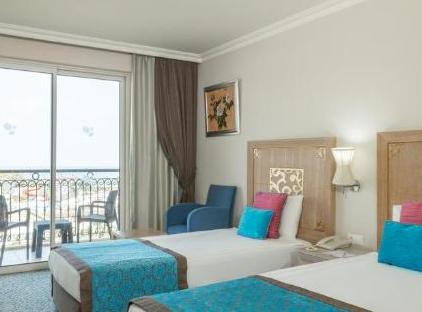 هتل کریستال فامیلی ریزورت و اسپا تورنگار