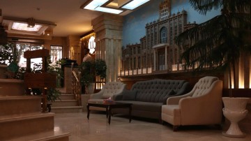 تور تبریز هتل سارایاز شیراز