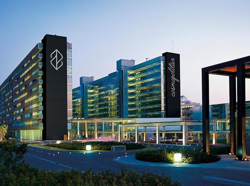 هتل نیروانا کاسموپولیتن تورنگار