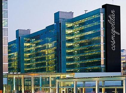 هتل نیروانا کاسموپولیتن تورنگار