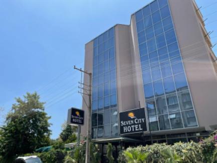 هتل هفت شهر